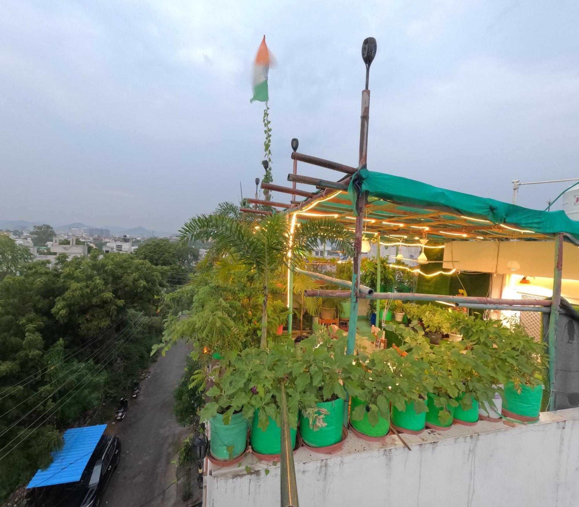 Choudhary White House Udaipur Apartment Exterior photo